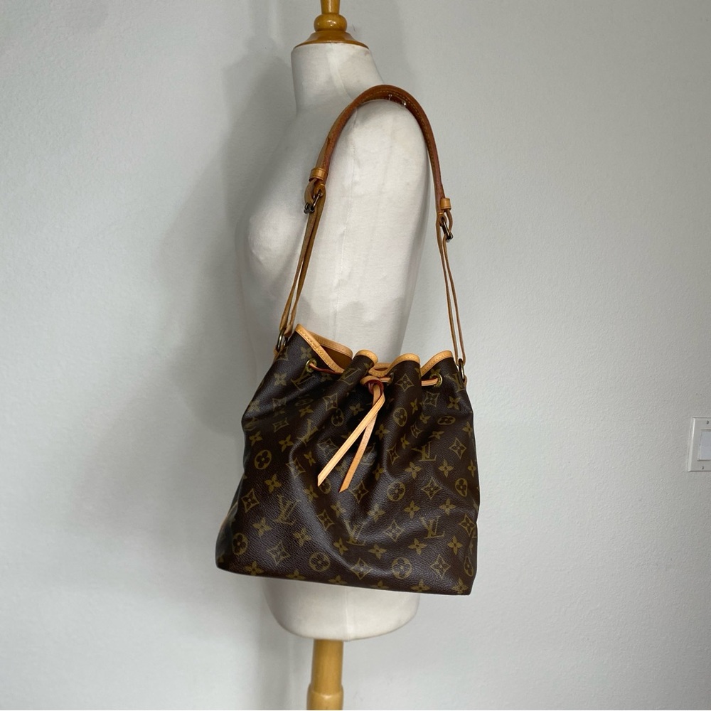 Vintage Louis Vuitton Noe Drawstring Bucket Bag Satchel Monogram Leather Luxury
